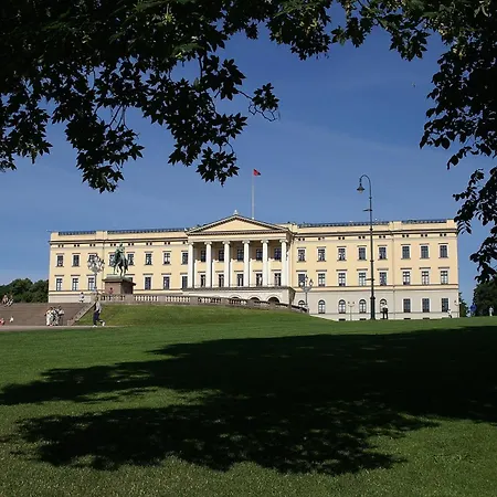 By National Museum And Royal Palace * Oslo